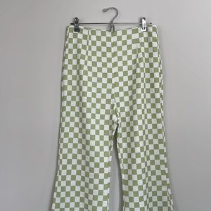 💚 checkered green flare pants